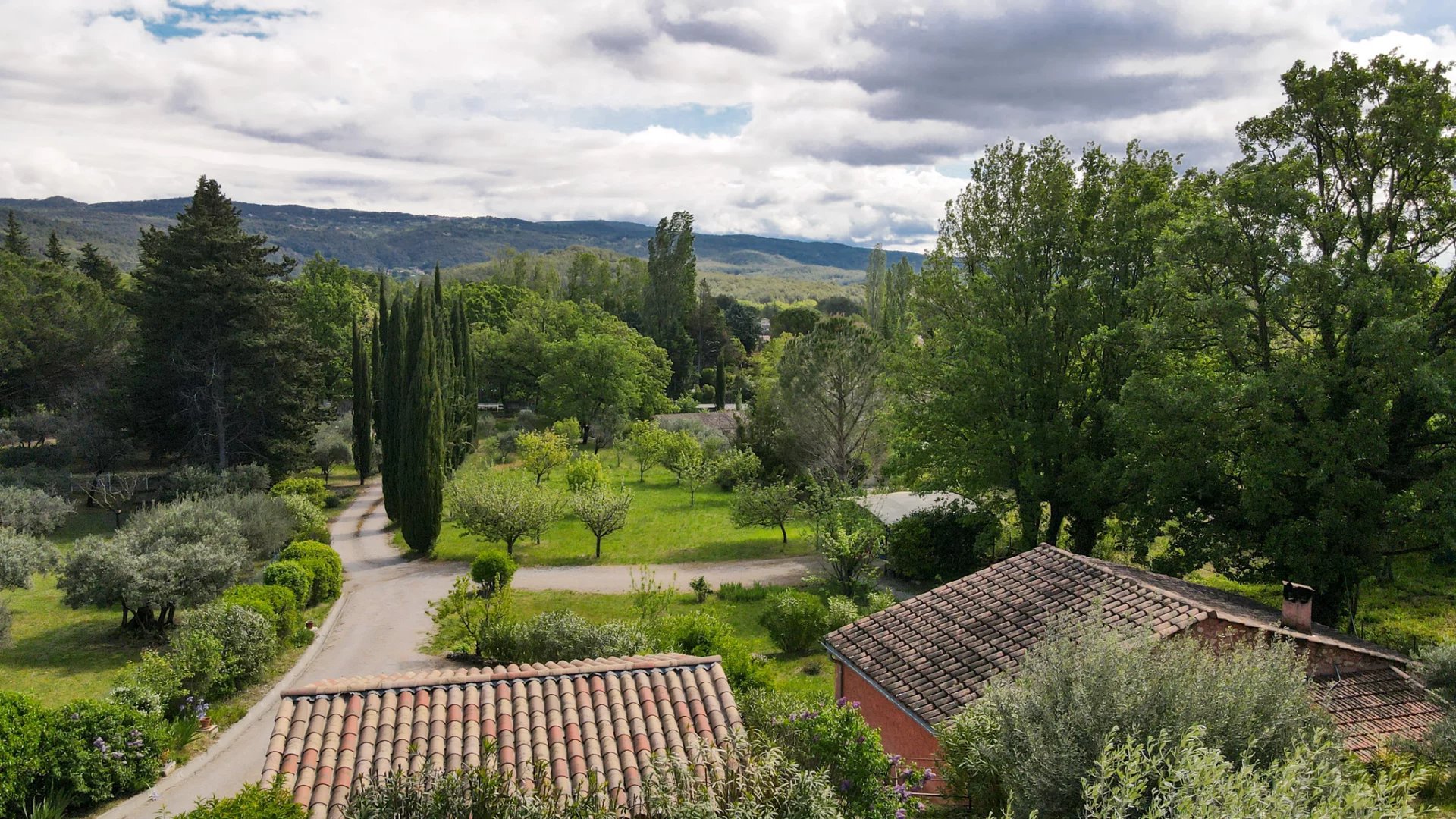 10071 Provence (20).jpg
