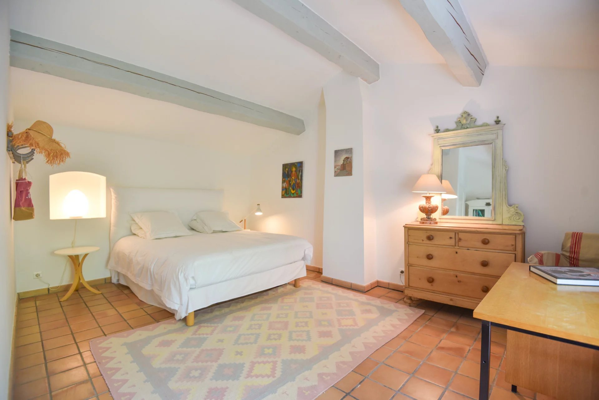 10079 Provence (1).jpg