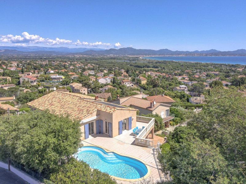 2034 Cote d'Azur (19).jpg