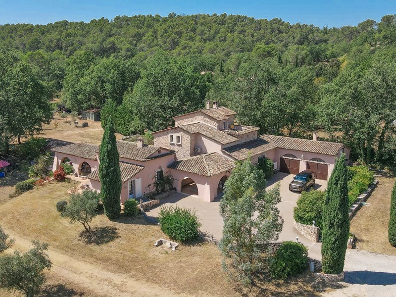 3274 Provence (7).jpg