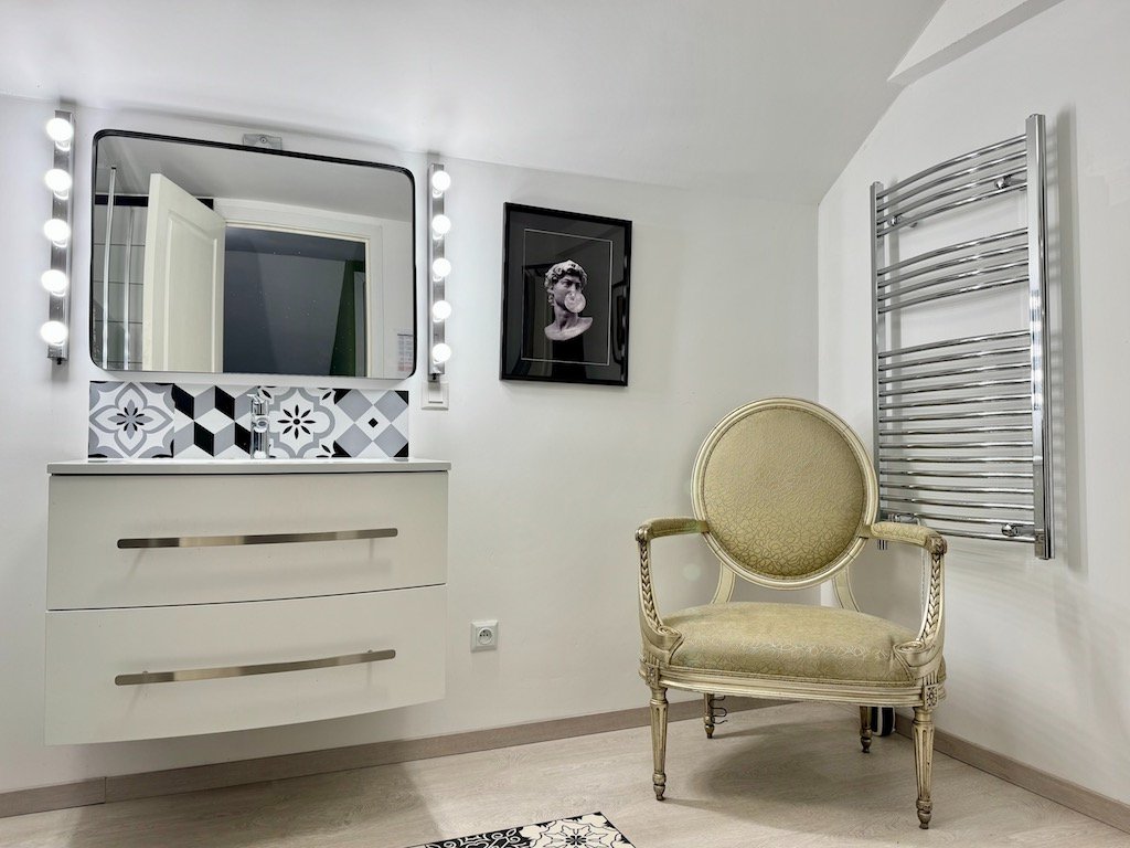 B&D France - 436319 Dordogne (1).jpg