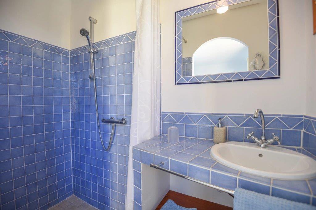 B&D France 10102 Provence (14).jpg