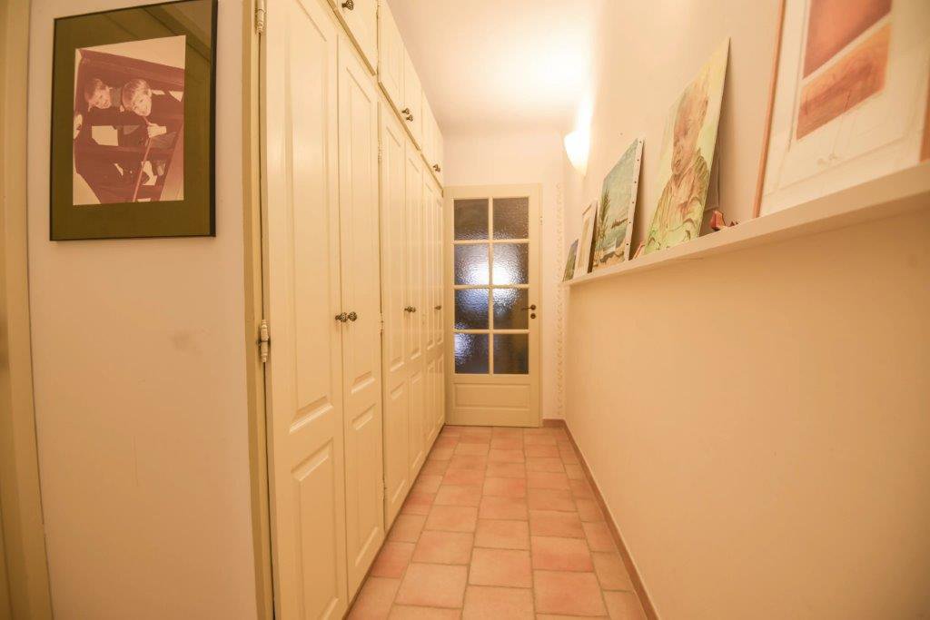 B&D France 10102 Provence (17).jpg