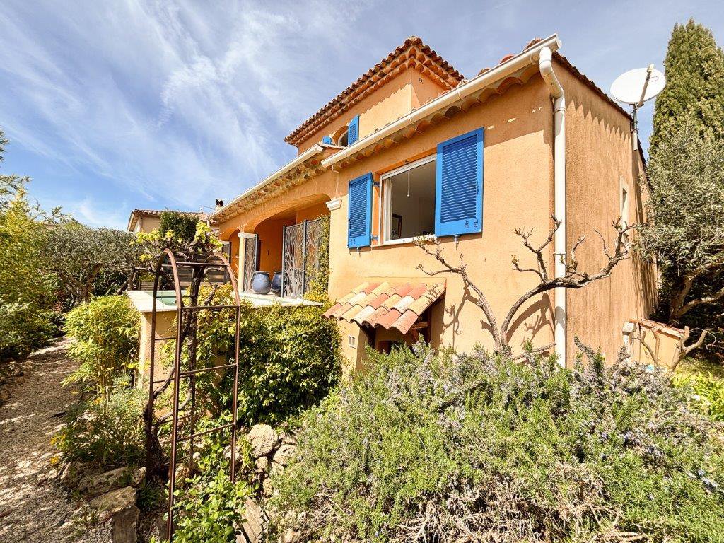 B&D France 10140 Provence (11).jpg