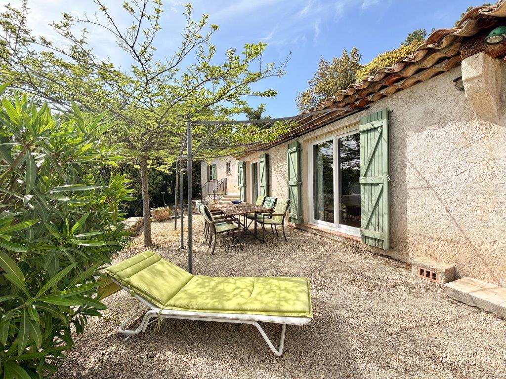 B&D France 10145 Provence (19).jpg