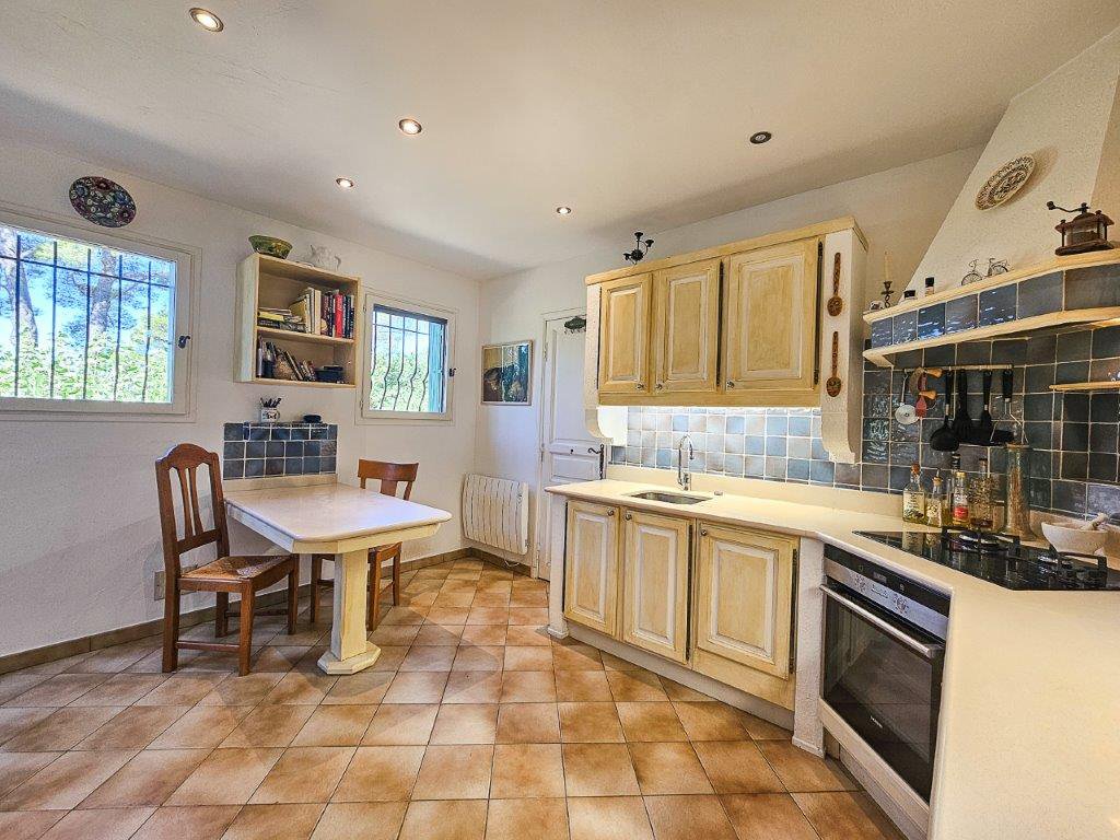 B&D France 10154 Provence (29).jpg