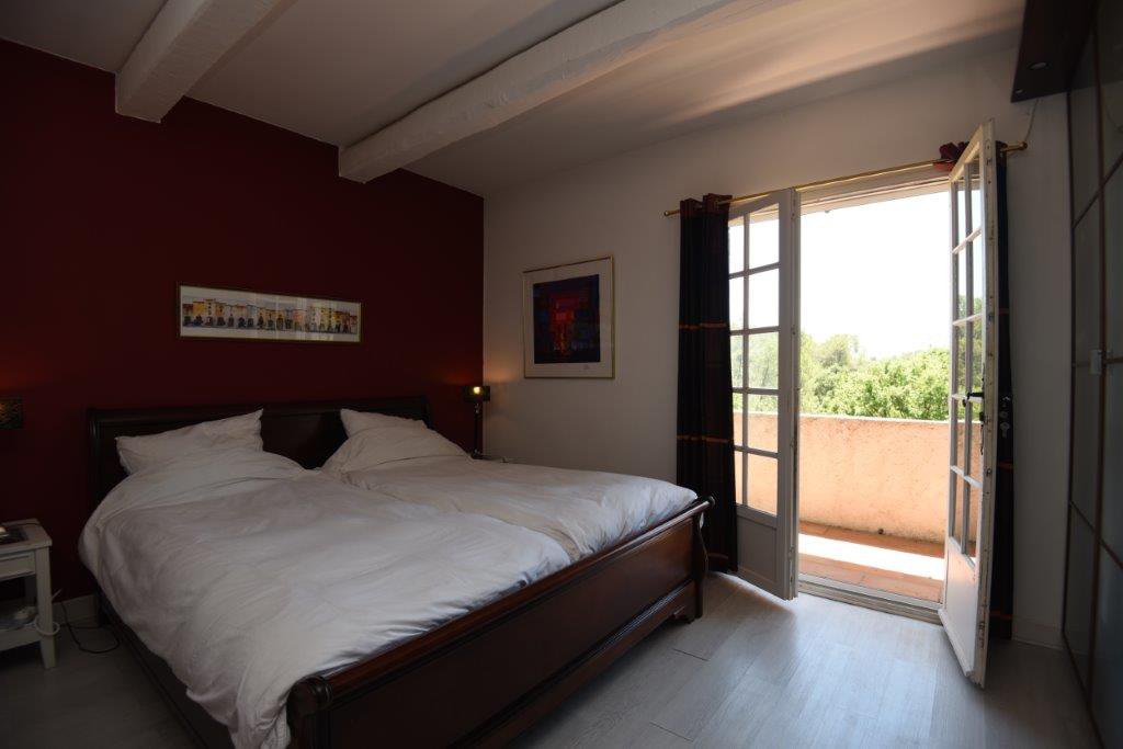 B&D France 10155 Provence (66).jpg