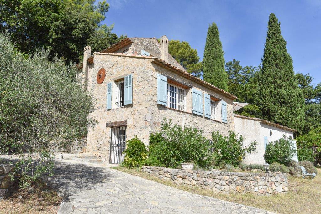 B&D France 10160 Provence (14).jpg