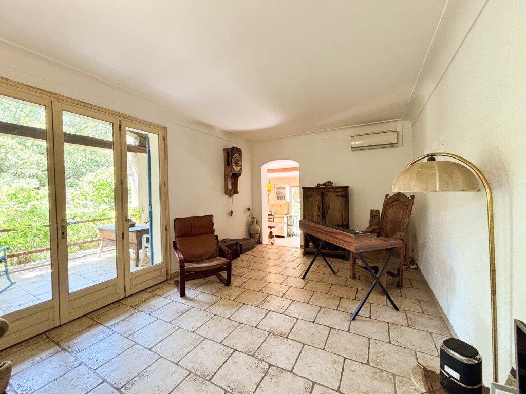 B&D France 10162 Provence (17).jpg