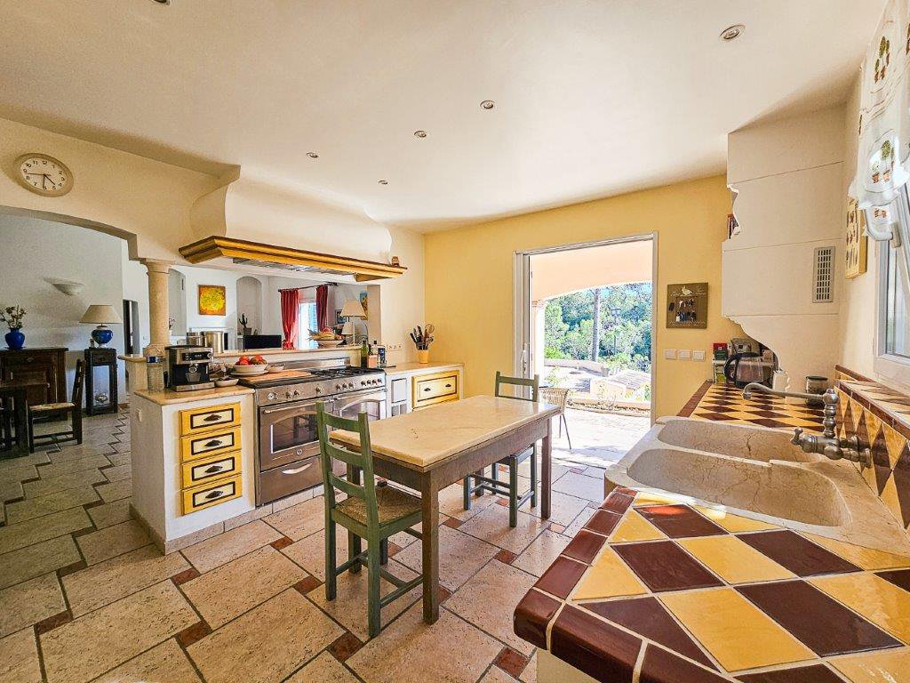 B&D France 10169 Provence (15).jpg