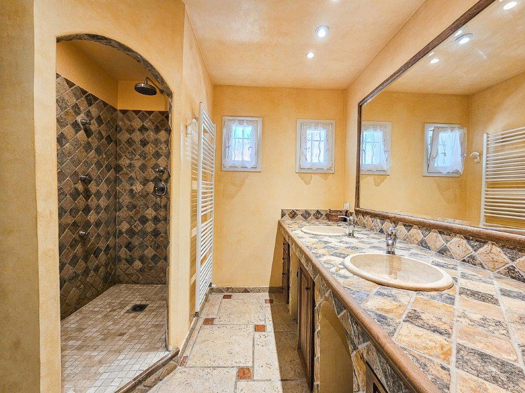 B&D France 10169 Provence (22).jpg