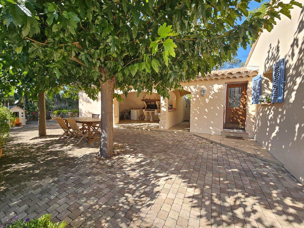 B&D France 10169 Provence (34).jpg