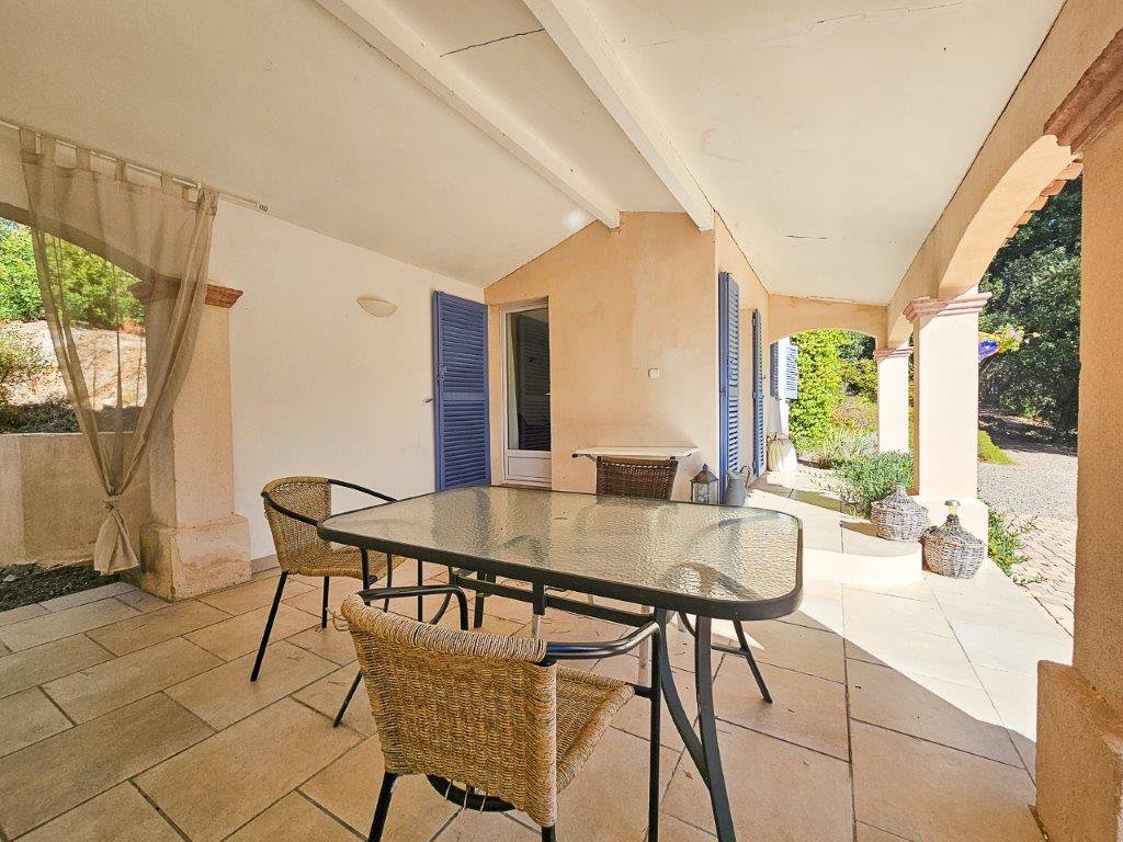 B&D France 10169 Provence (9).jpg