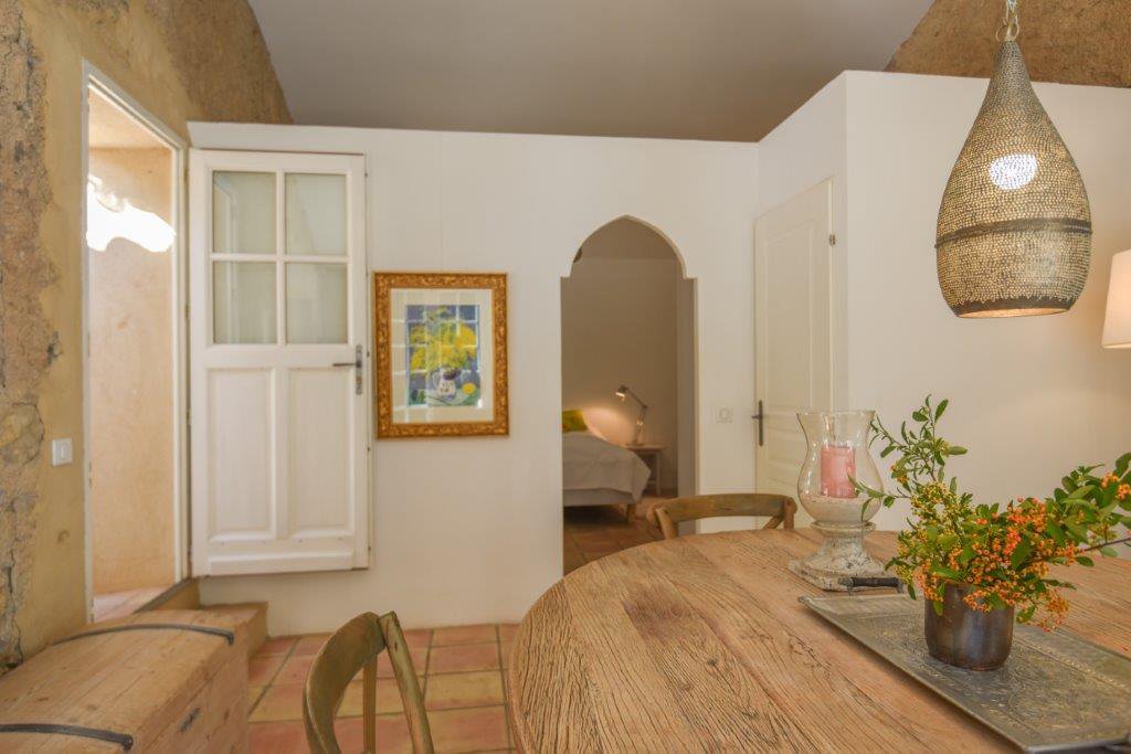 B&D France 10171 Provence (11).jpg