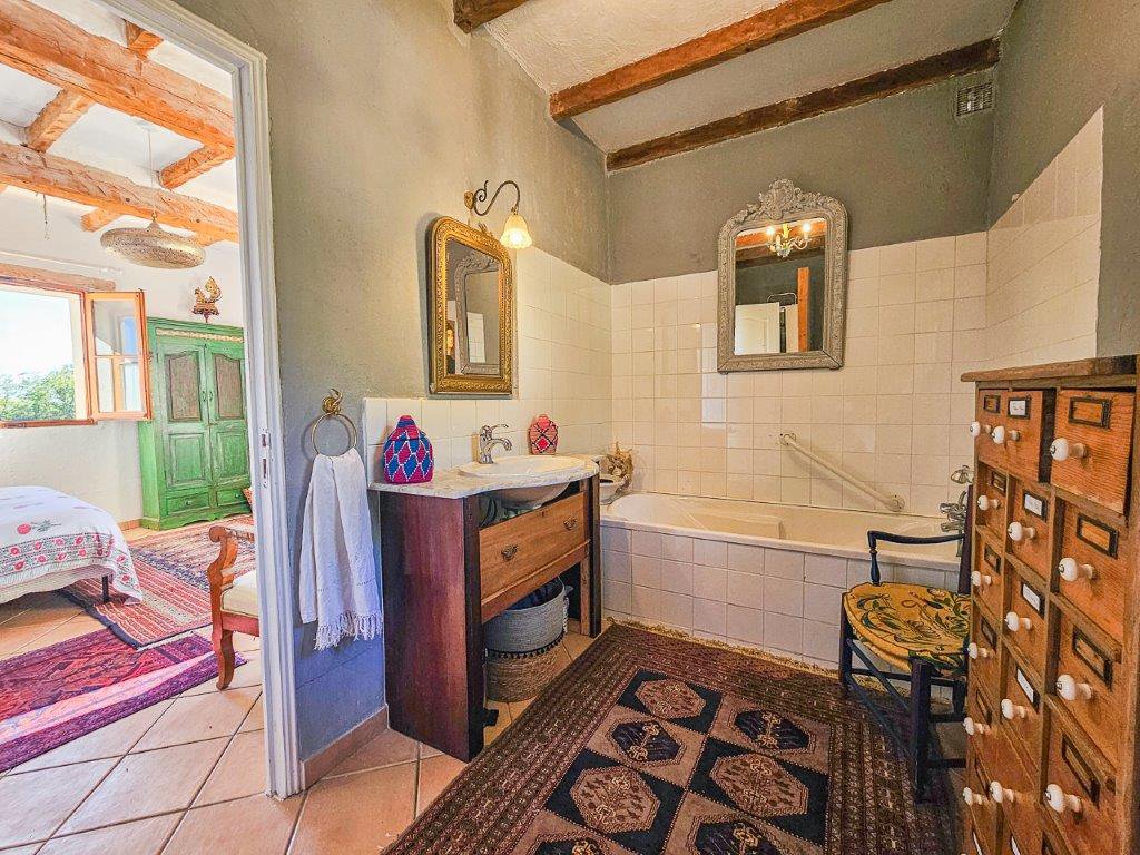 B&D France 10172 Provence (27).jpg