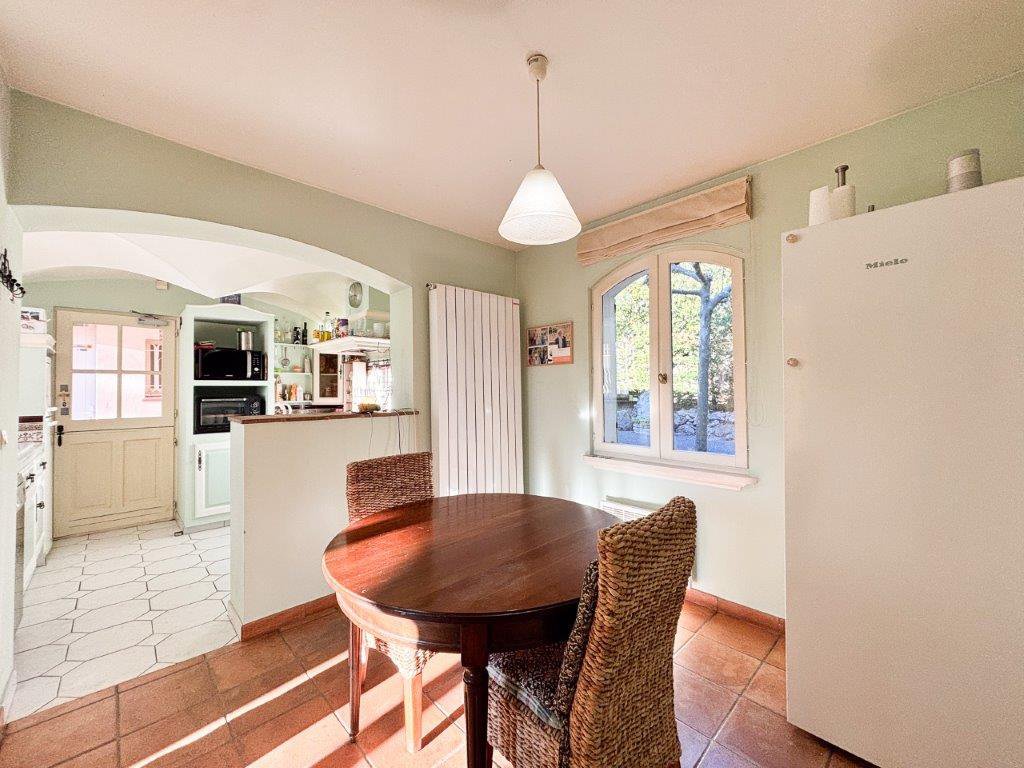 B&D France 10177 Provence (14).jpg