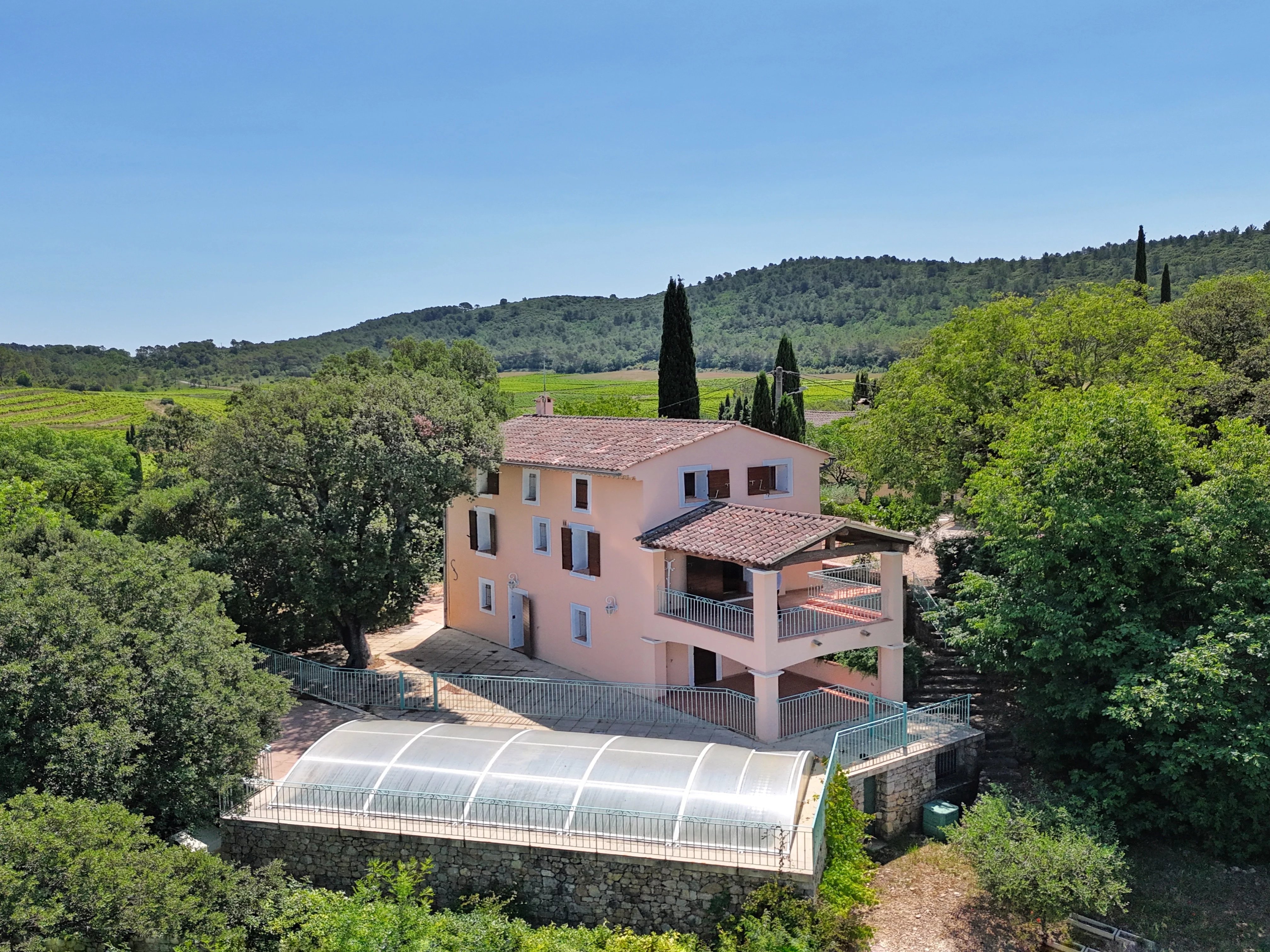 B&D France 1018 Provence (5).jpg