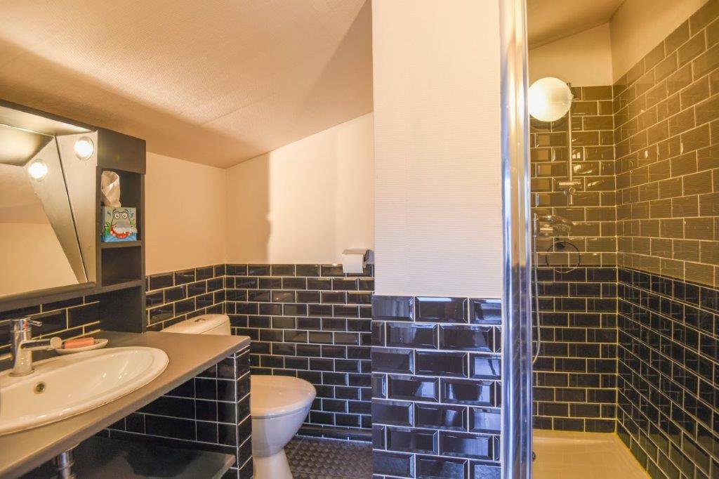 B&D France 10191 Provence (14).jpg