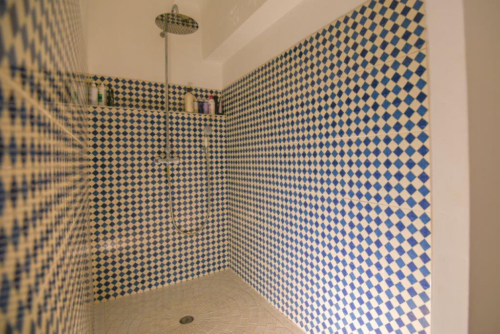 B&D France 10191 Provence (19).jpg