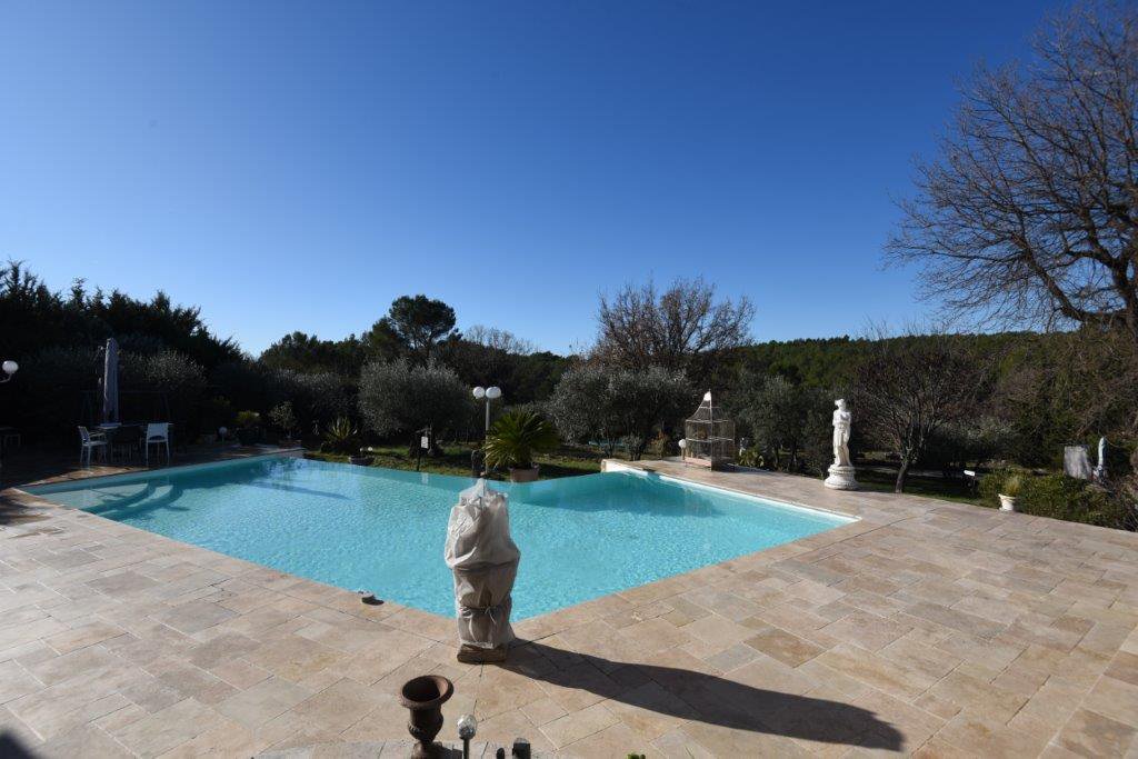 B&D France 10193 Provence (45).jpg