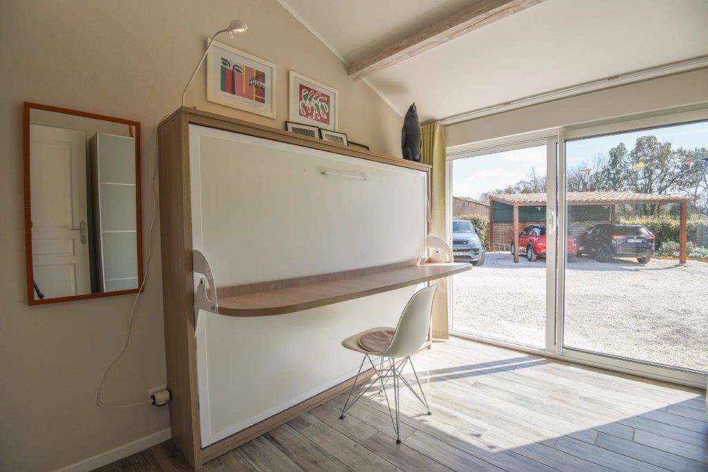 B&D France 10198 Provence (11).jpg