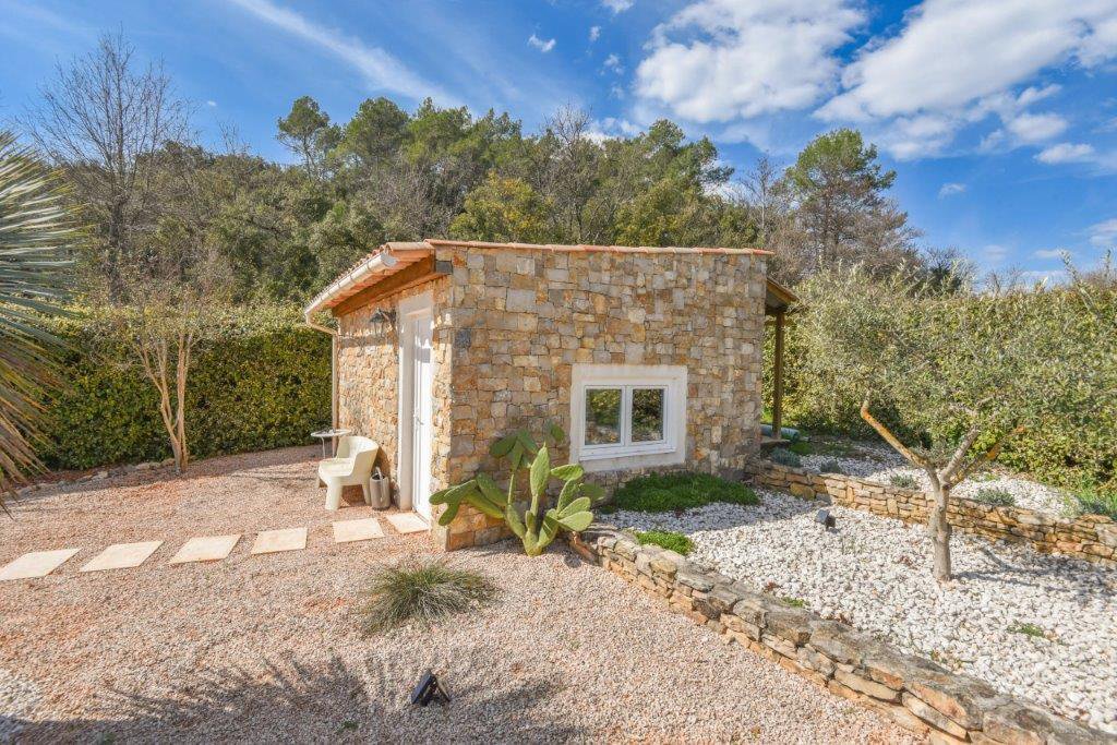 B&D France 10198 Provence (18).jpg