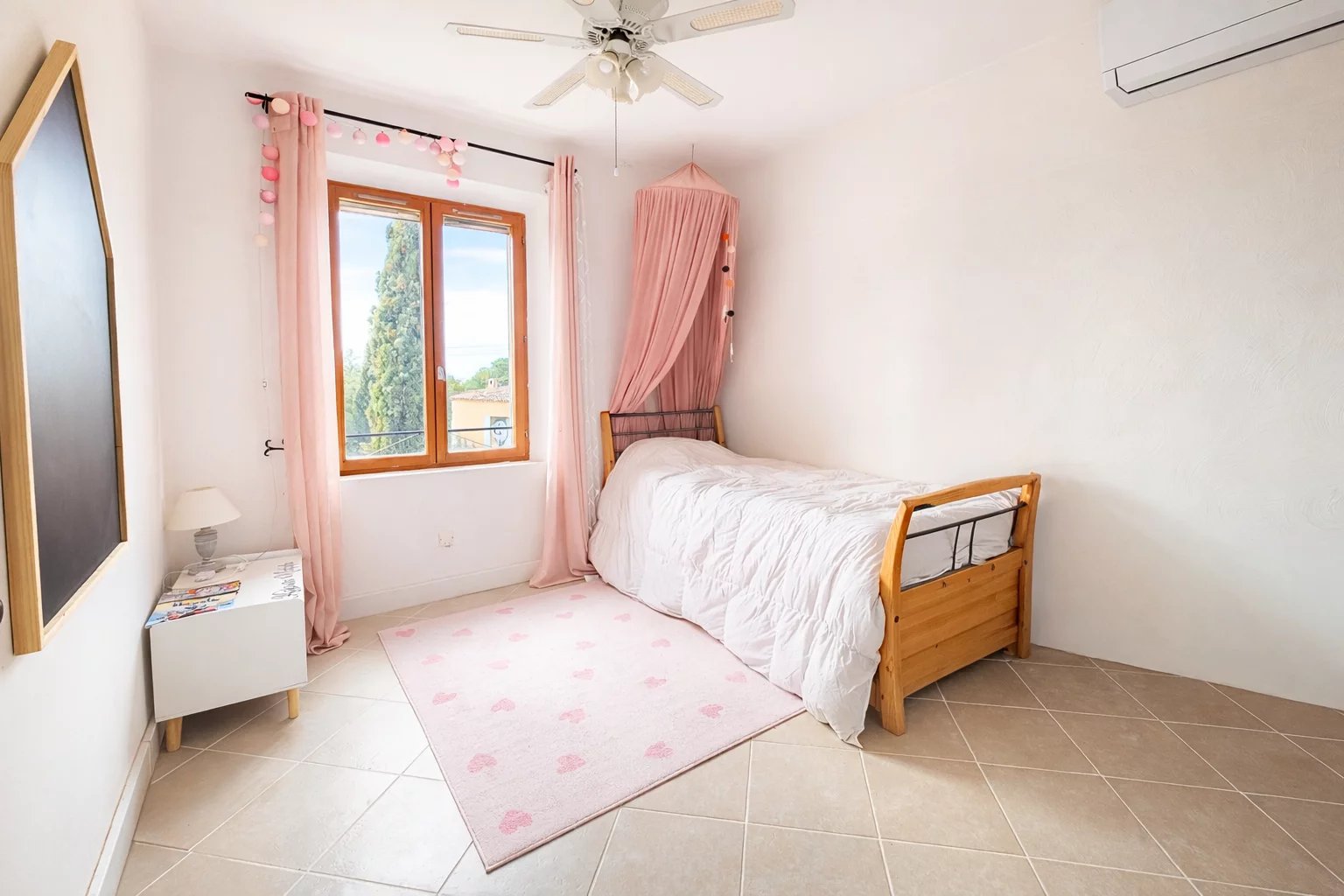 B&D France 10199 Provence (15).jpg