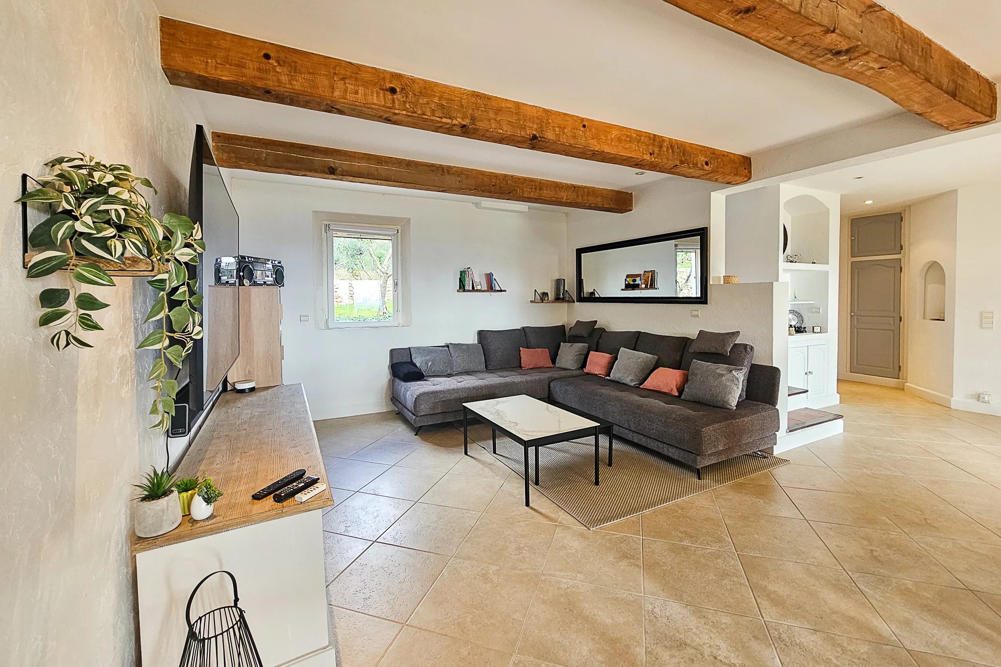 B&D France 10199 Provence (2).jpg