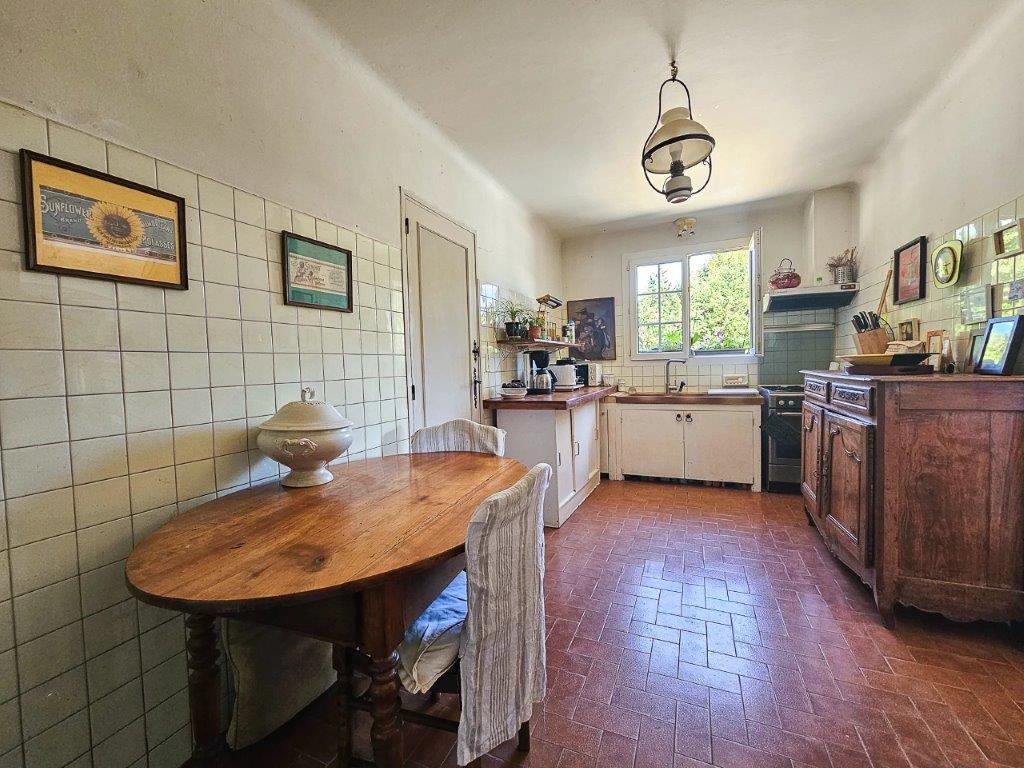 B&D France 10202 Provence (15).jpg