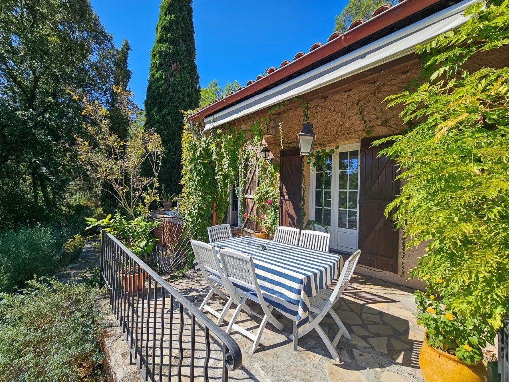 B&D France 10202 Provence (8).jpg