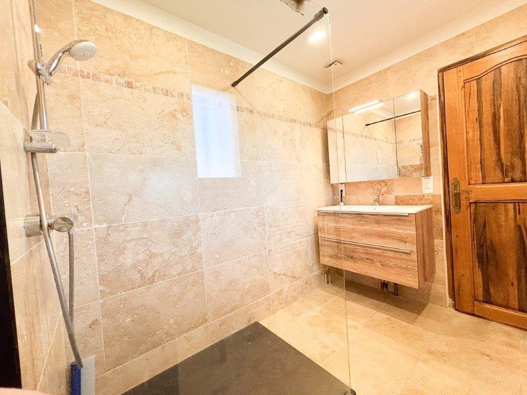 B&D France 10204 Provence (10).jpg