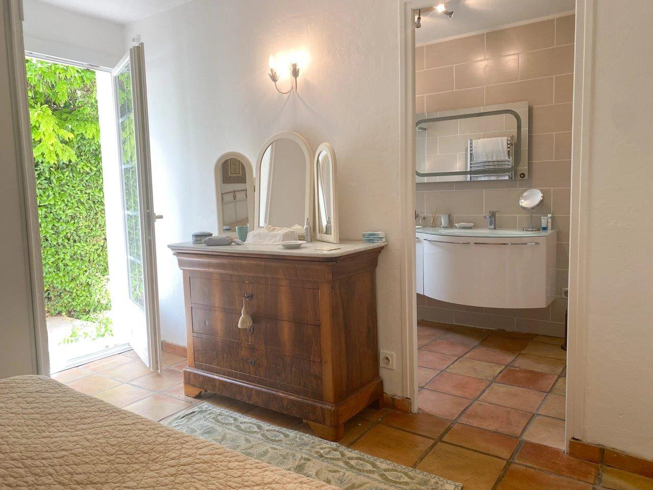 B&D France 10215 Provence (24).jpg