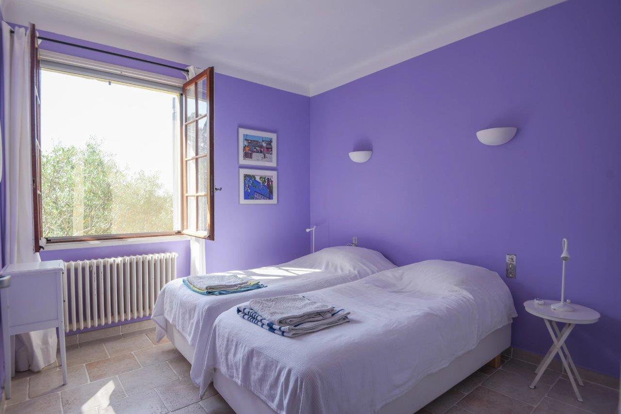 B&D France 10217 Provence (10).jpg