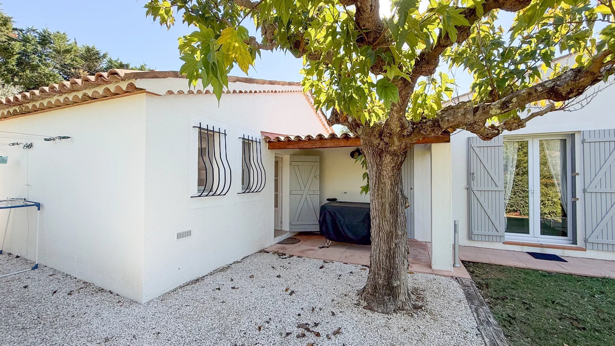 B&D France 10240 (26).jpg