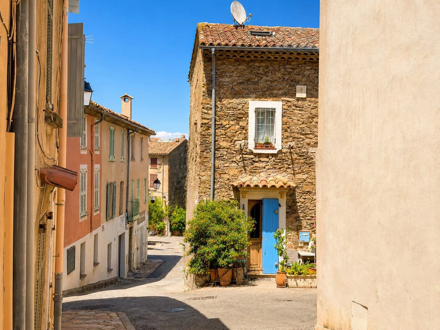 B&D France 2034 La Garde-Freinet (13).jpg