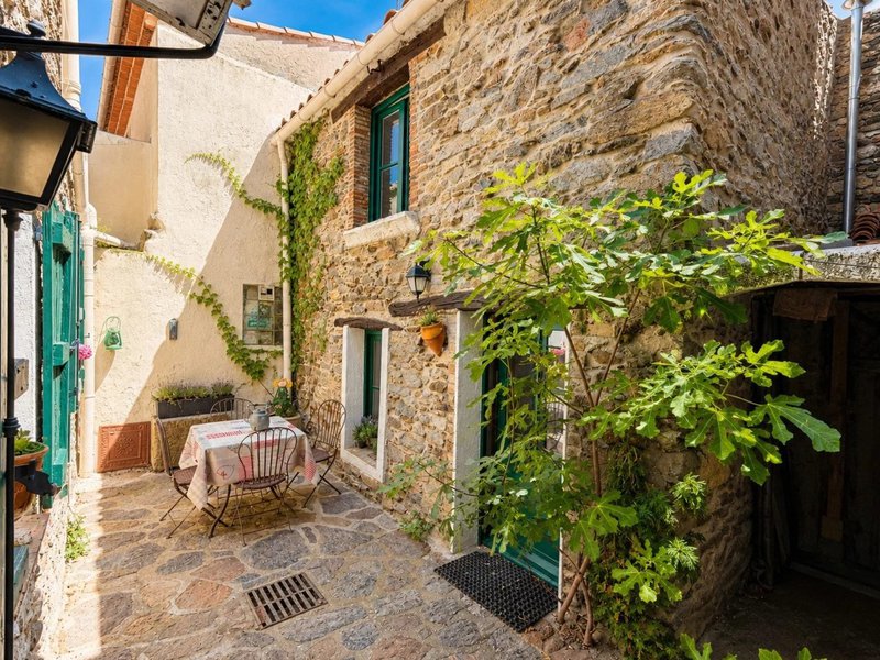 B&D France 2034 La Garde-Freinet (14).jpg