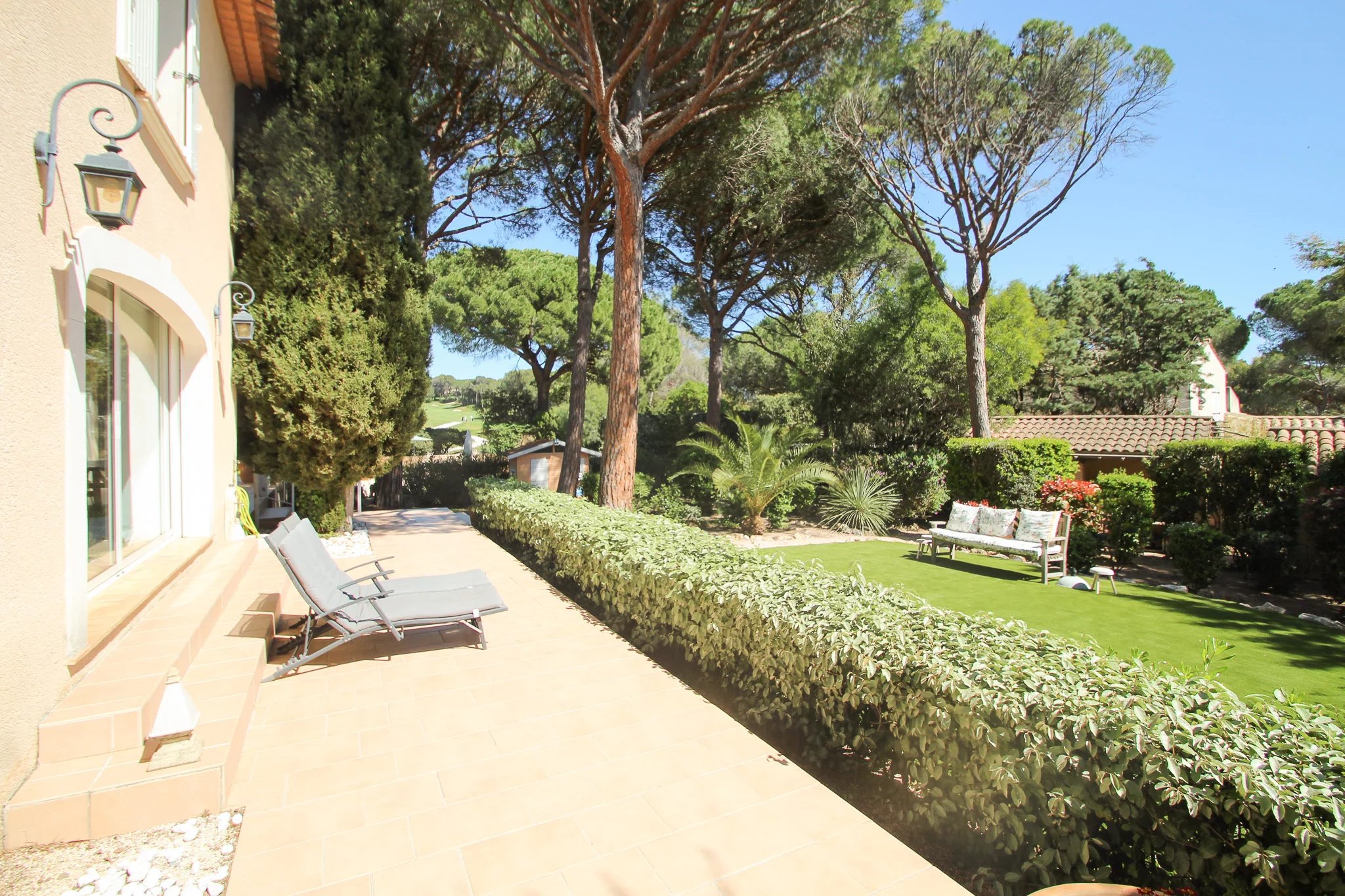 B&D France 2051 Côte d'Azur (10).jpg