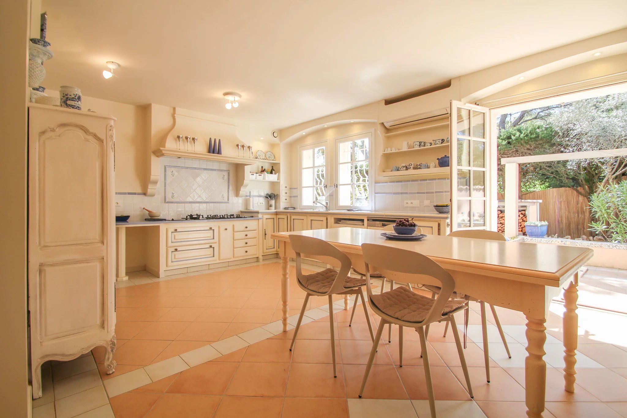 B&D France 2051 Côte d'Azur (16).jpg