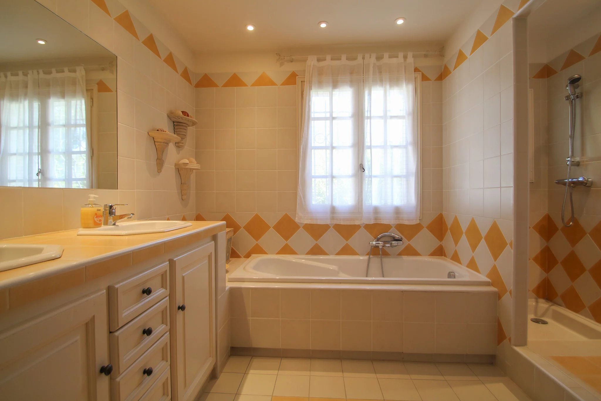 B&D France 2051 Côte d'Azur (24).jpg