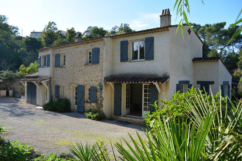 B&D France 2397 Provence (57).jpg