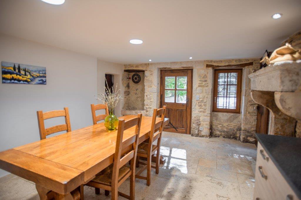 B&D France 2523 Provence (19).jpg