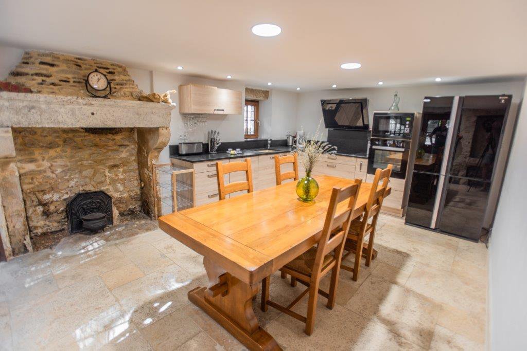 B&D France 2523 Provence (20).jpg