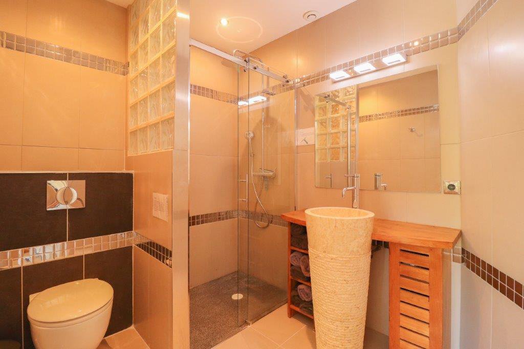 B&D France 3211 Provence (23).jpg