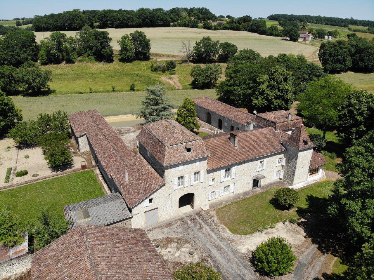 B&D France 33362 Gascogne (33).jpg