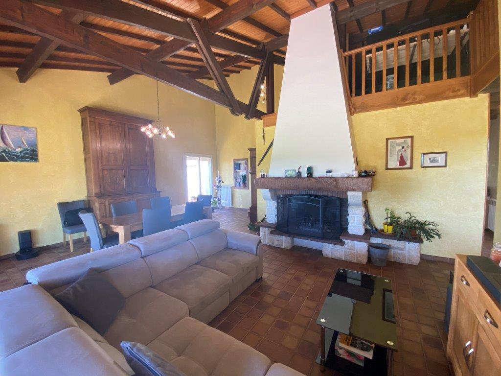 B&D France 33374 Gascogne (20).jpg