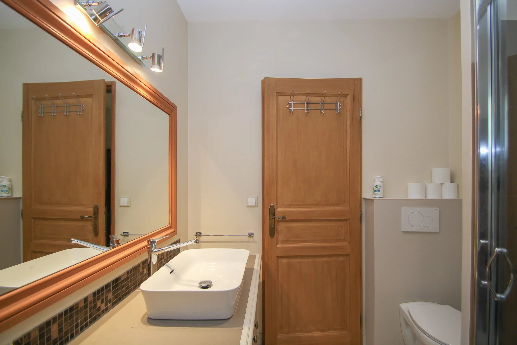 B&D France 3338 Provence (3).jpg