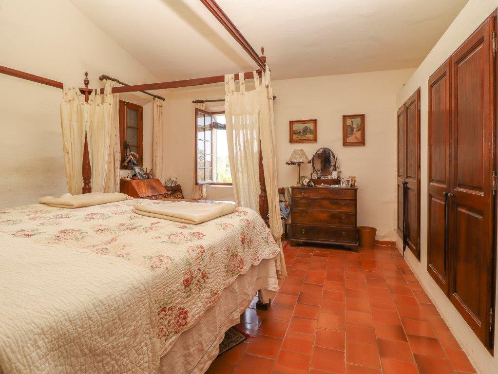 B&D France 3355 Provence (18).jpg