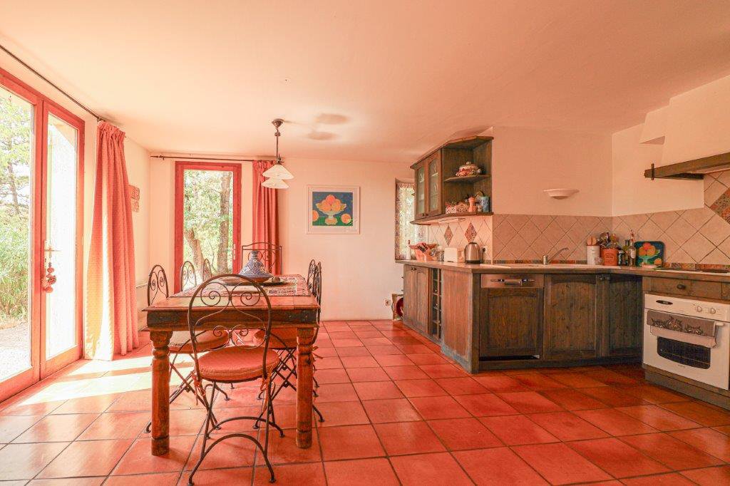 B&D France 3377 Provence (11).jpg