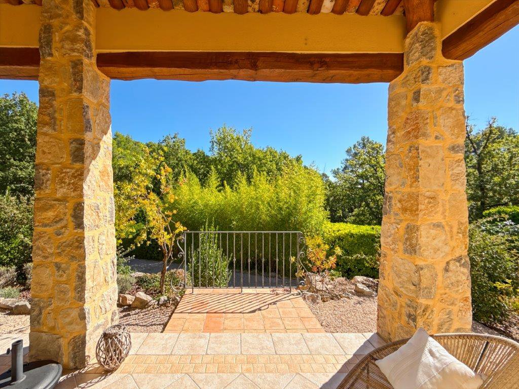 B&D France 3384 Provence (11).jpg