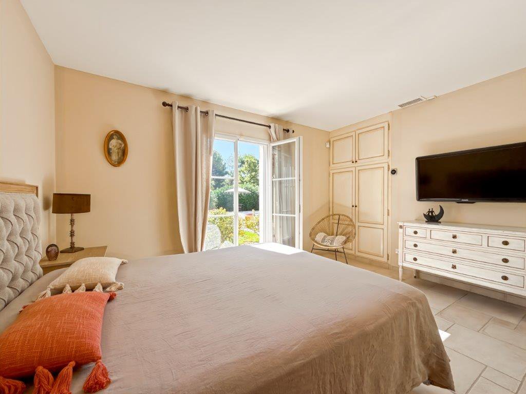 B&D France 3384 Provence (18).jpg